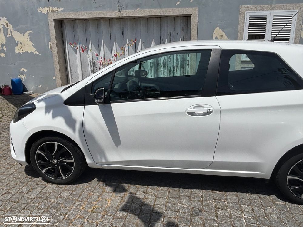 Toyota Yaris 1.4 D-4D ACtive+AC - 6