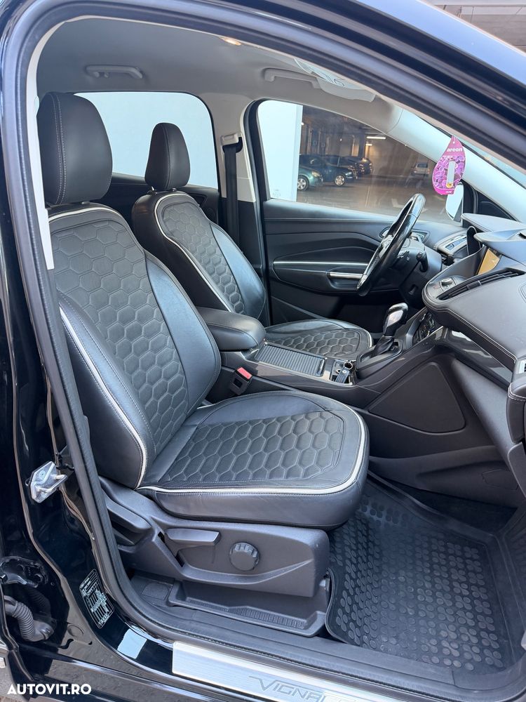 Ford Kuga - 10