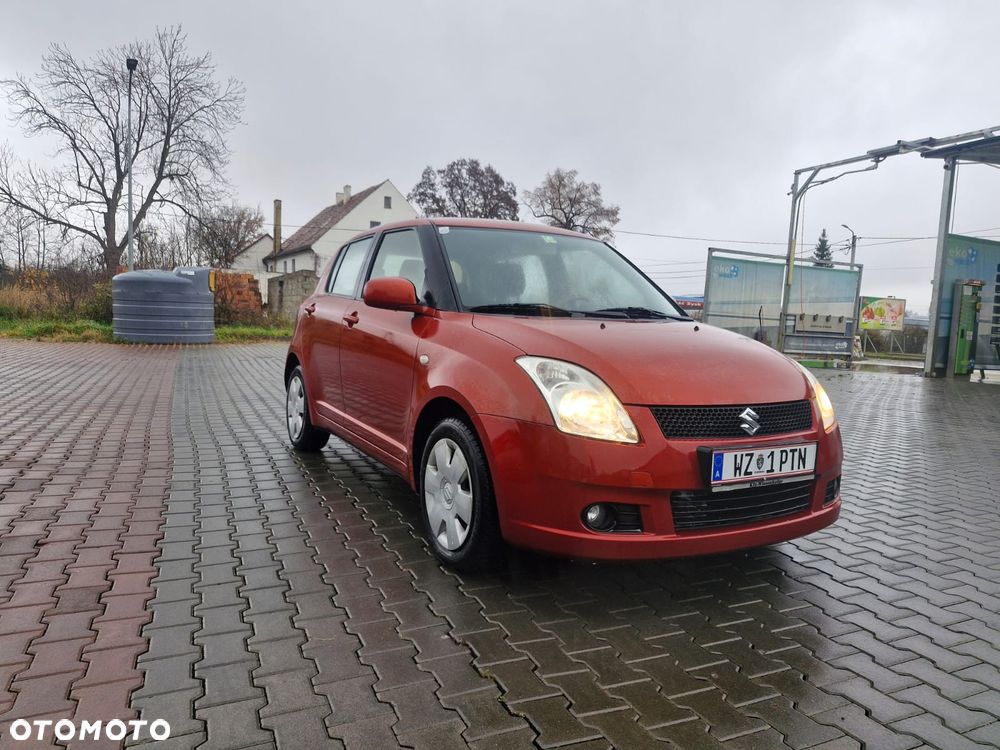Suzuki Swift 1.3 GS / Premium 4WD - 1