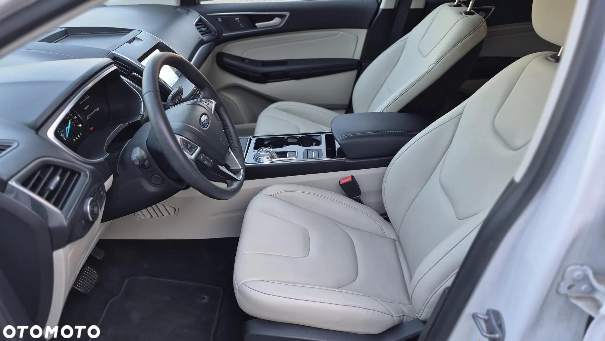 Ford Edge - 13