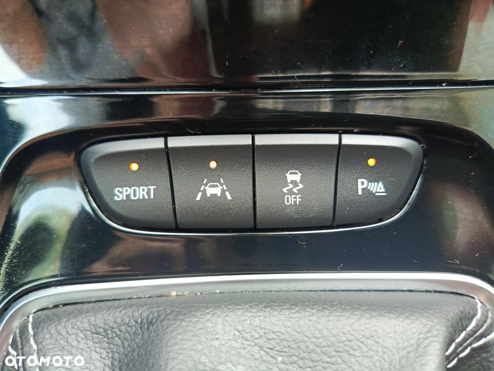 Opel Astra 1.4 Turbo Innovation - 21