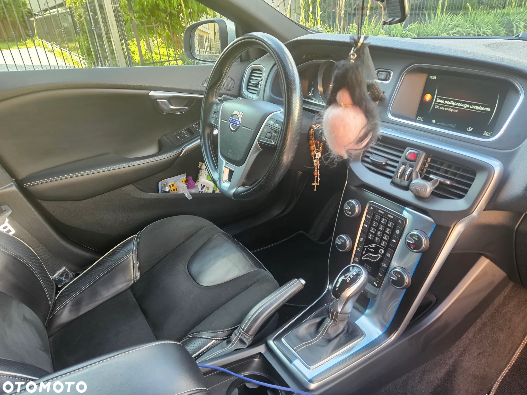 Volvo V40 D3 Geartronic RDesign - 15