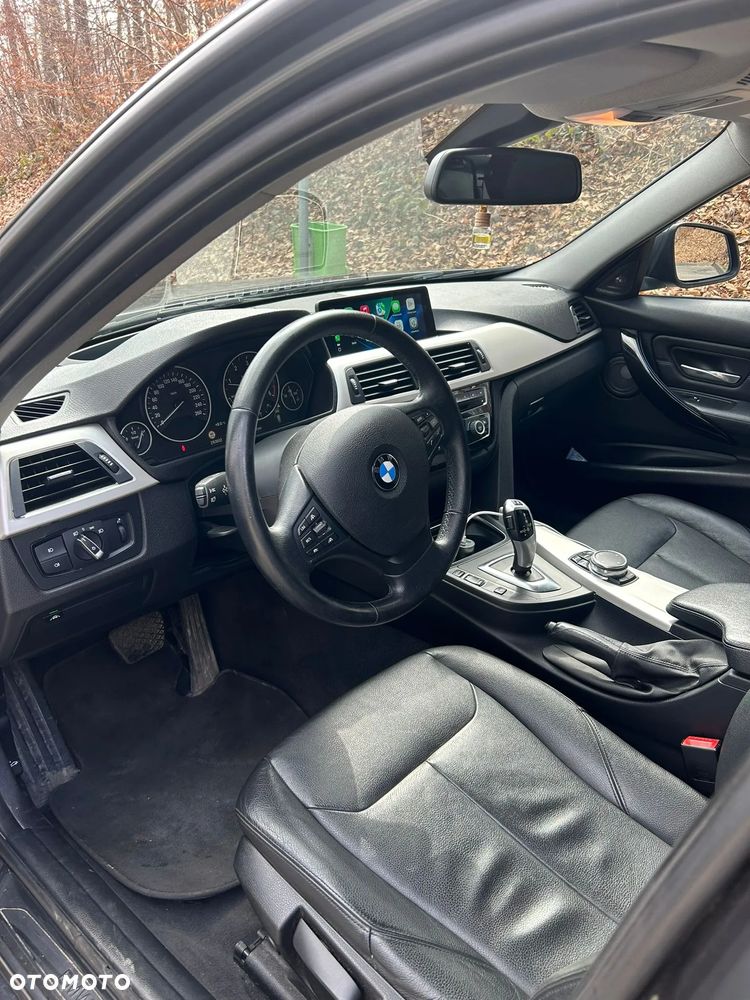 BMW Seria 3 320d xDrive Edition Luxury Line Purity - 2