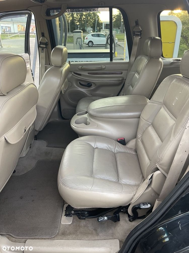 Lincoln Navigator 5.4 - 15