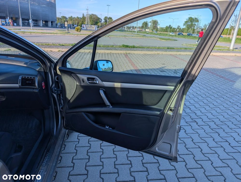 Peugeot 407 1.8 Presence - 16