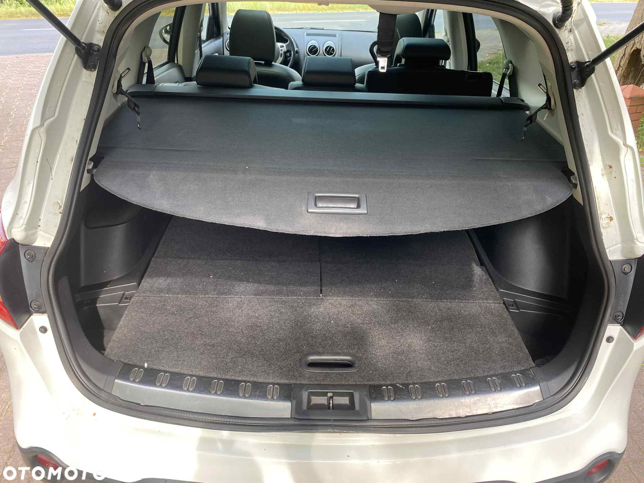 Nissan Qashqai+2 - 17