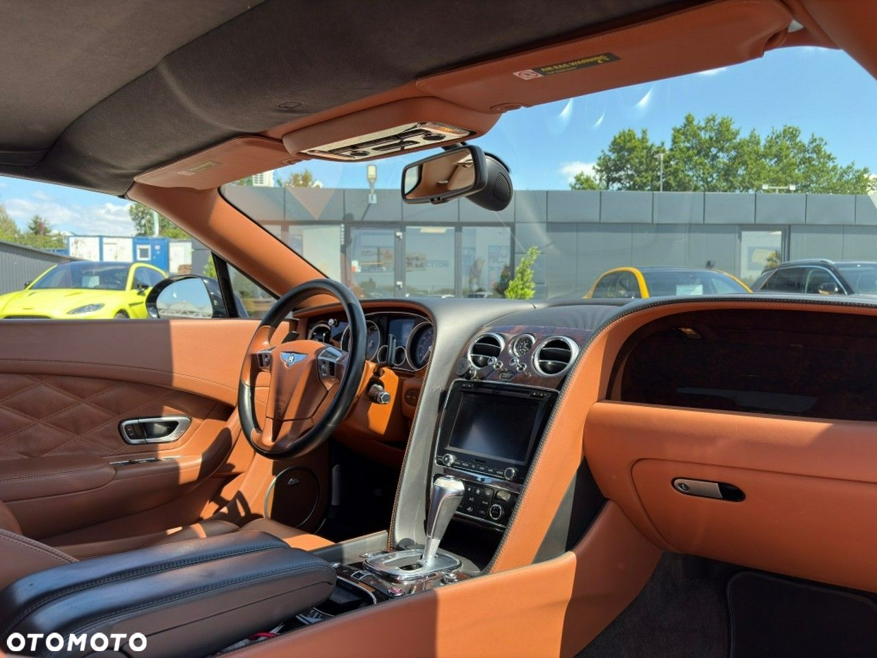 Bentley Continental GT - 12
