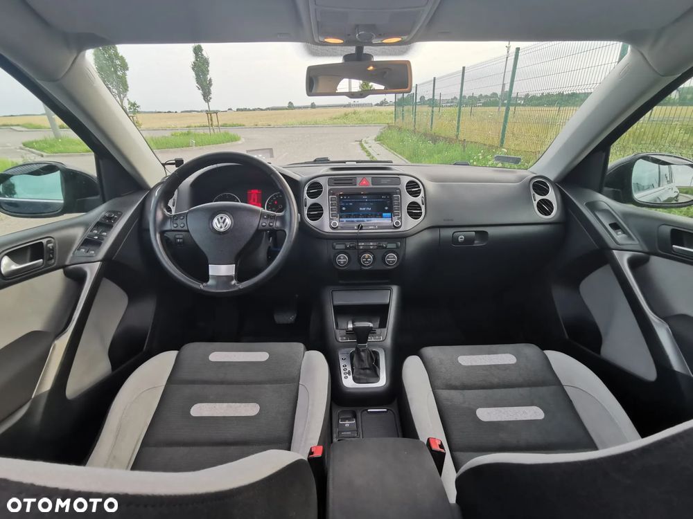 Volkswagen Tiguan 2.0 TDI 4Mot Sport DSG - 8