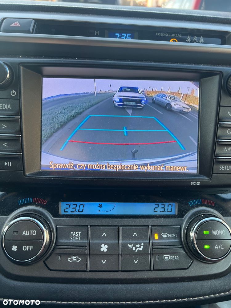 Toyota RAV4 2.0 D-4D Prestige - 24