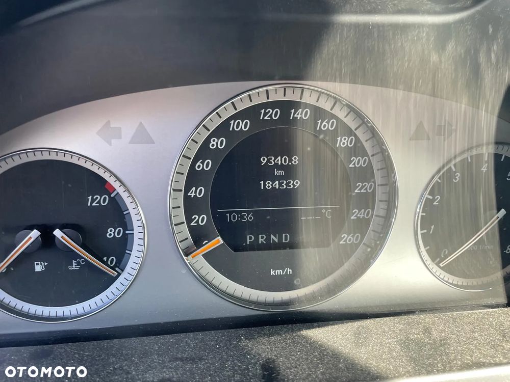 Mercedes-Benz Klasa C 300 7G-TRONIC Avantgarde - 8