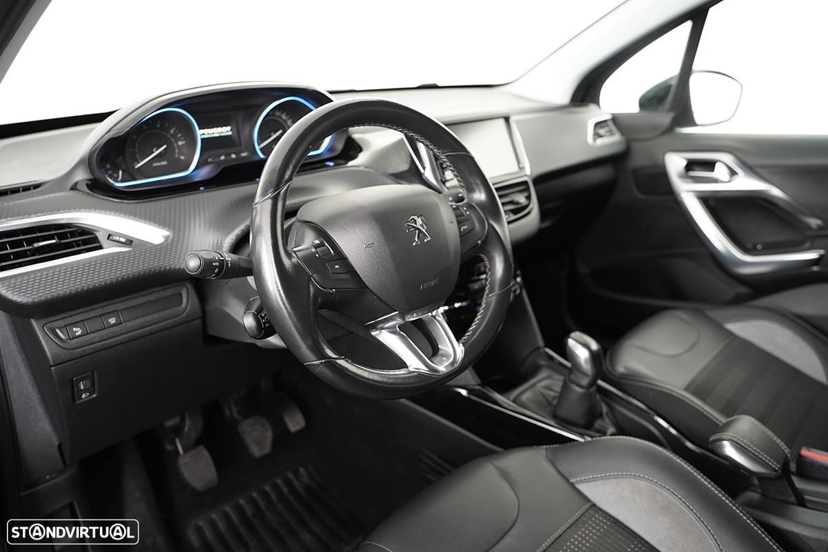 Peugeot 2008 1.2 PureTech Allure - 7