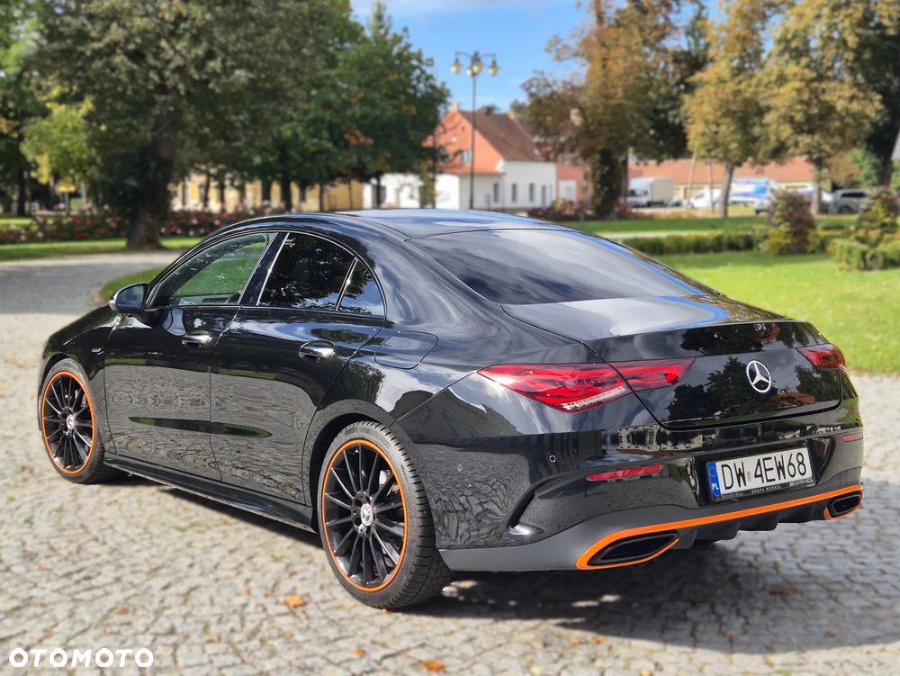 Mercedes-Benz CLA 220 AMG Line 7G-DCT - 2