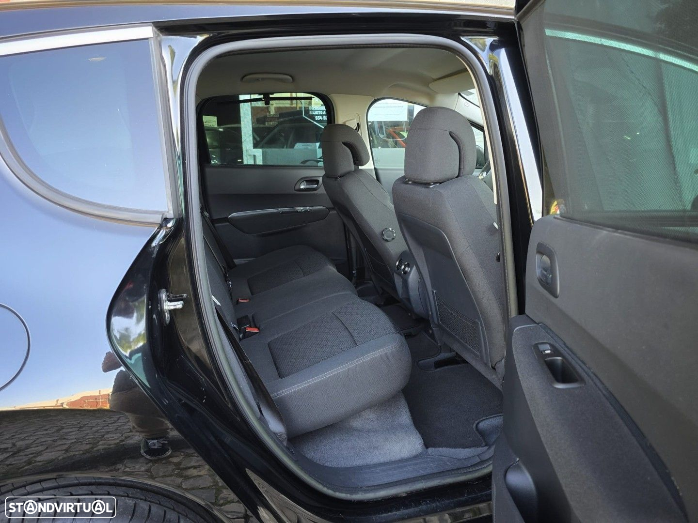 Peugeot 3008 1.6 e-HDi SE Style 2-Tronic - 7
