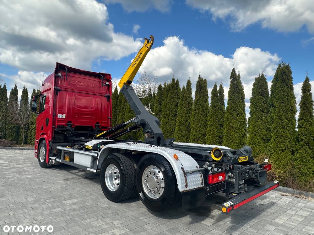 Scania / R500 / 6X2 / HAKOWIEC / Oś-SKRĘTNA-PODNOSZONA / - 24