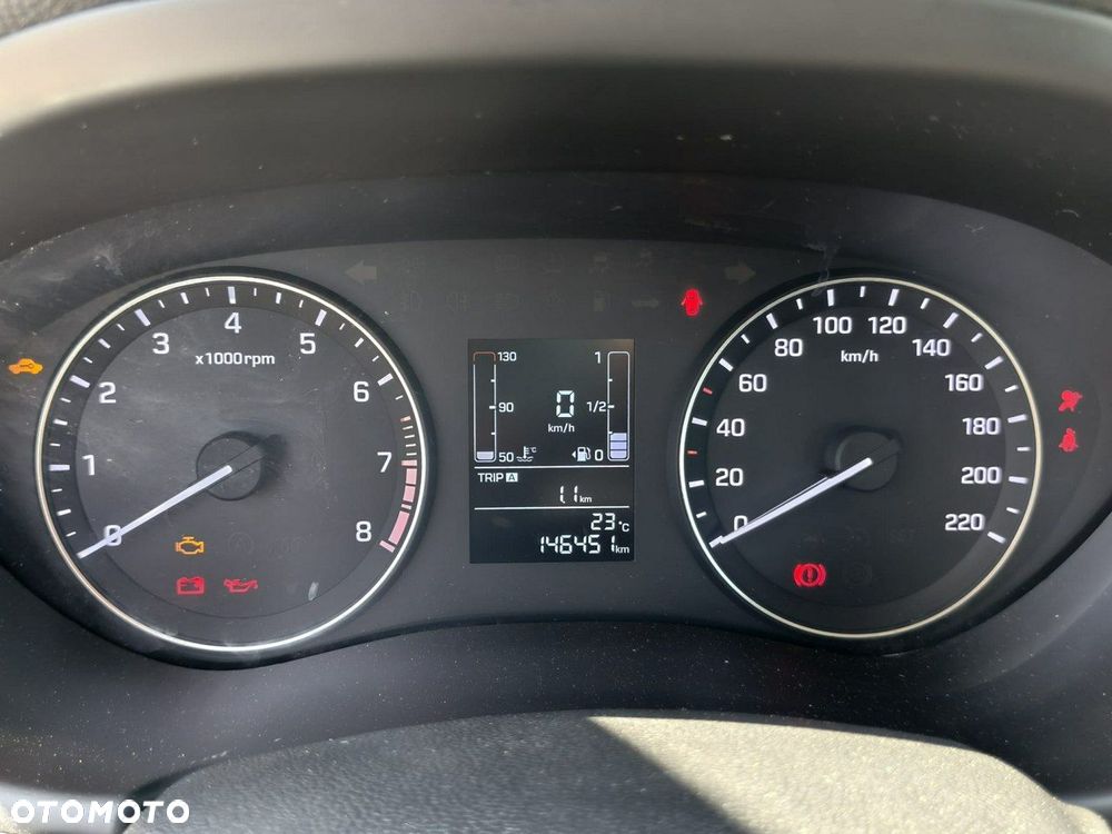 Hyundai i20 - 12