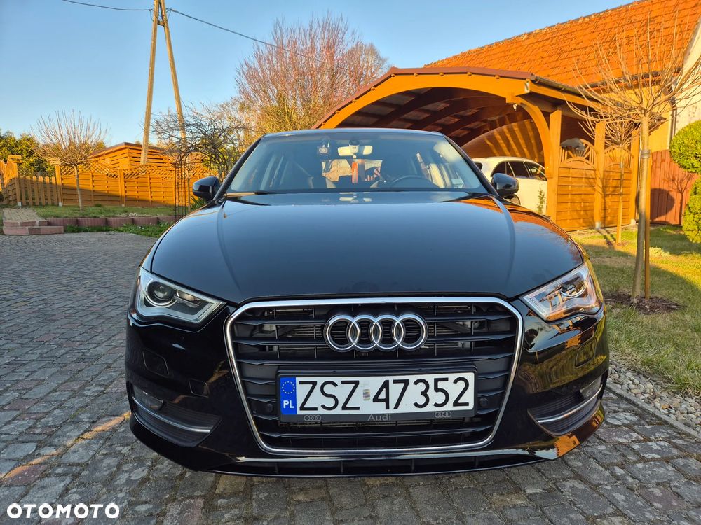 Audi A3 Sportback 2.0 TDI S tronic - 11