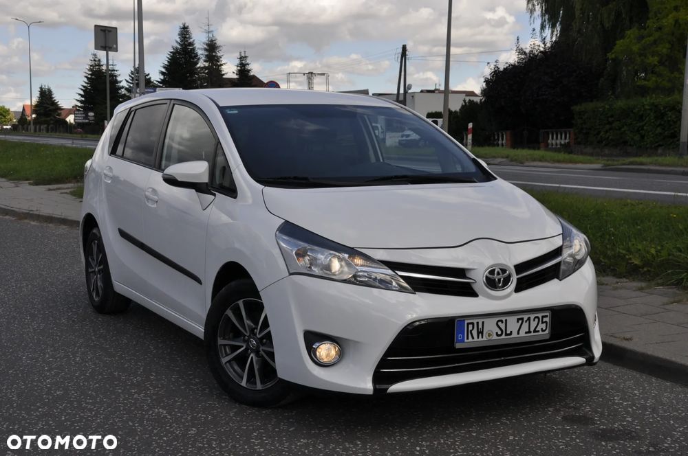Toyota Verso 1.8 Prestige MS - 17