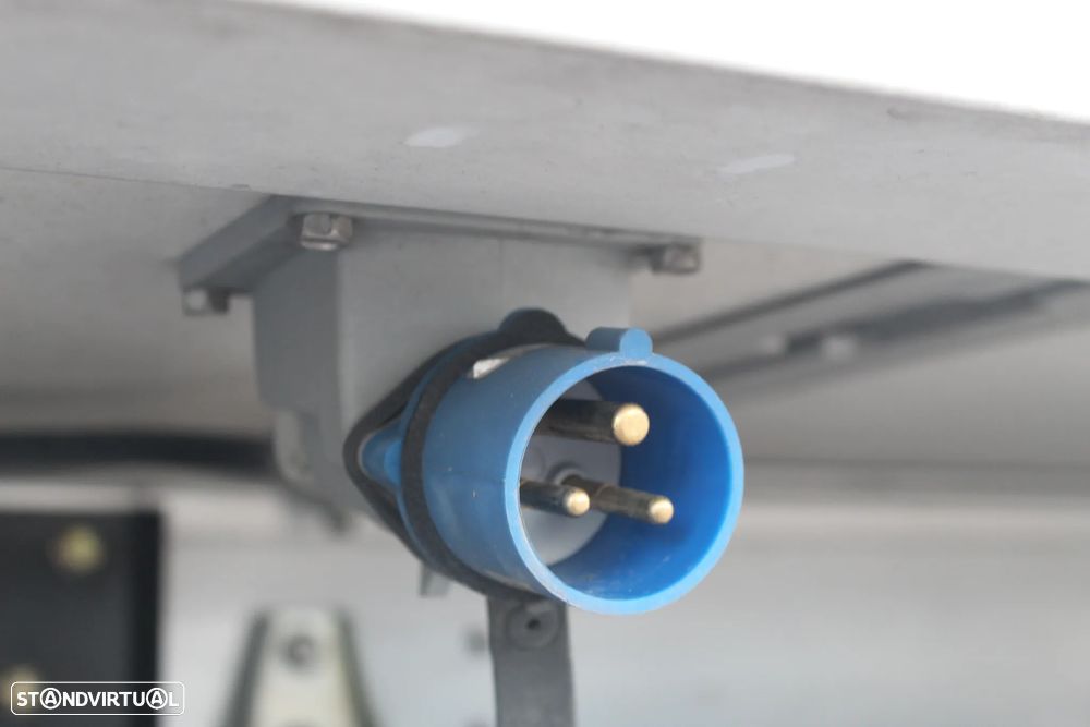 Mitsubishi Fuso Canter 3C13 // FRIGORIFICO // 2024 - 13