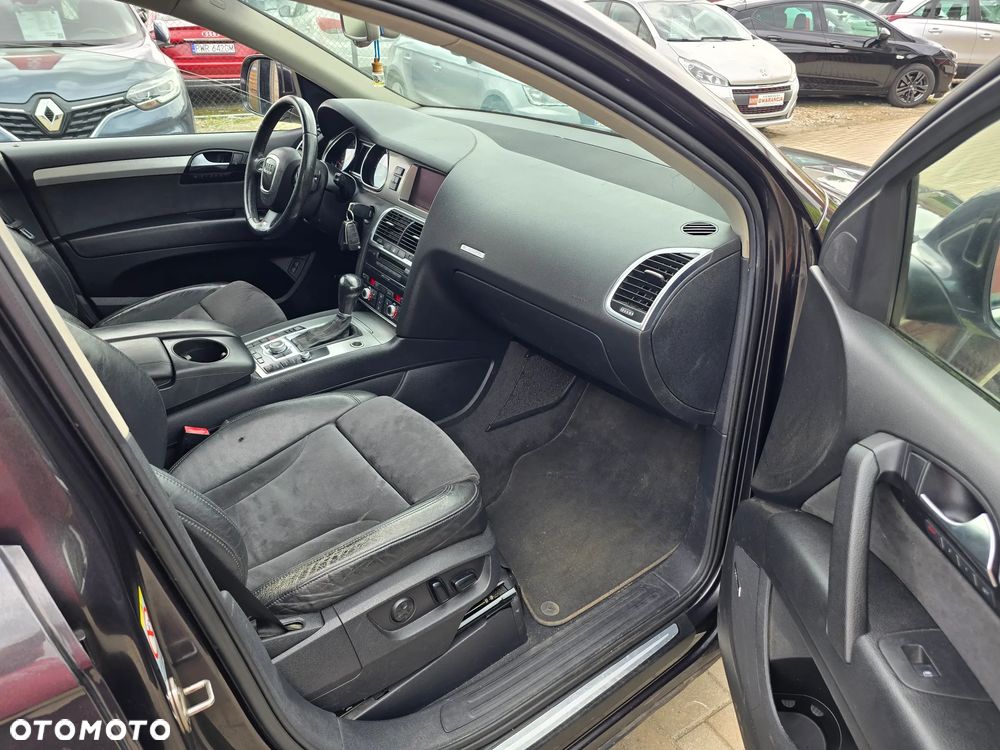 Audi Q7 - 12