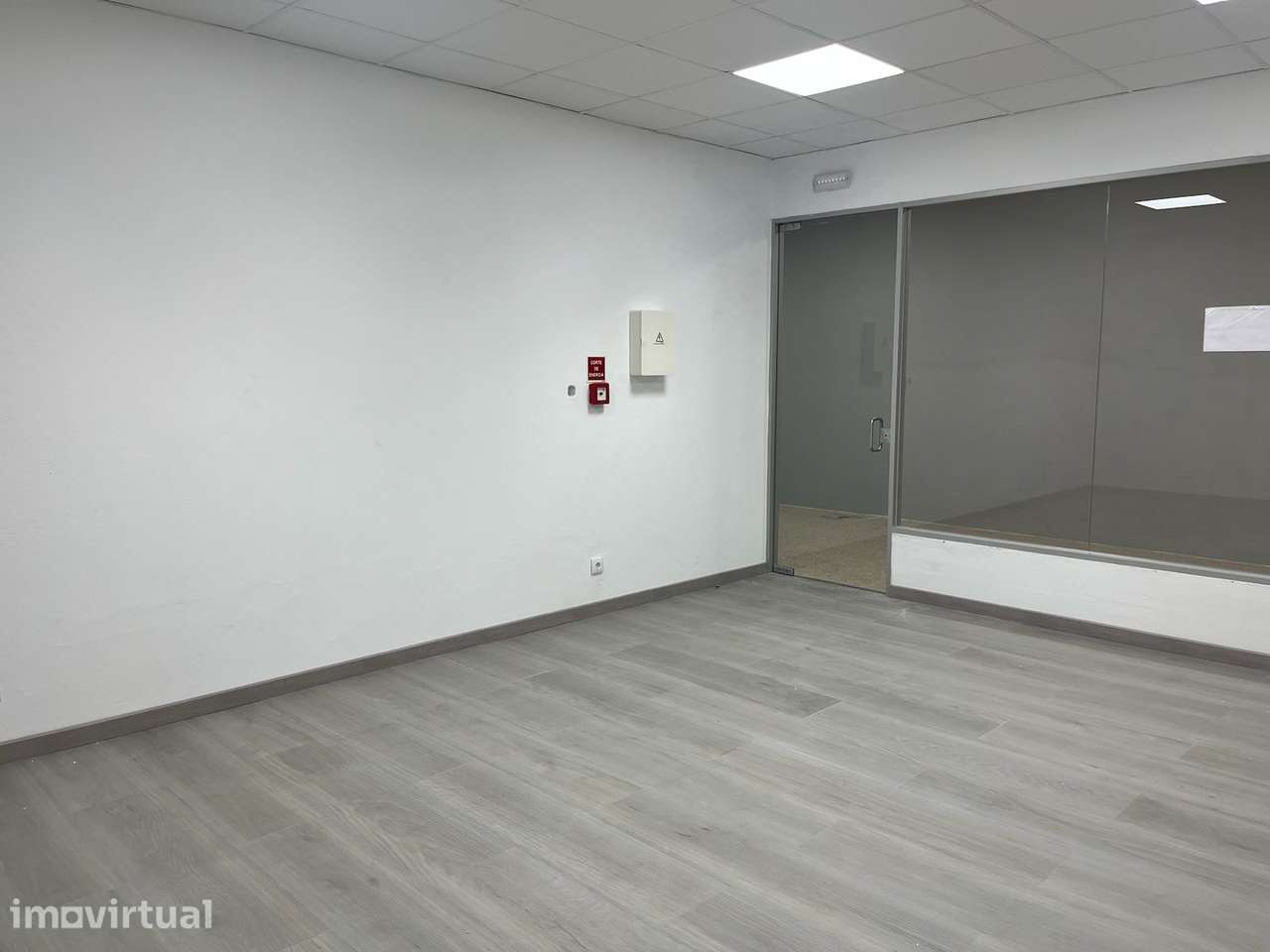 Loja p/Investimento ou Negócio Próprio no Lumiar | Oportunidade - Grande imagem: 5/22