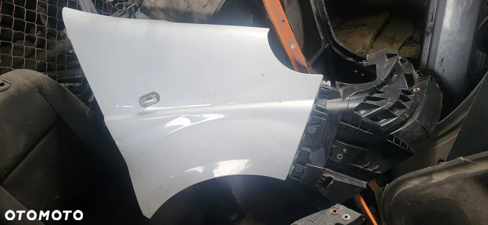 VIVARO A TRAFIC II PRIMASTAR I LIFT BŁOTNIK PRZÓD PRAWY BIAŁY