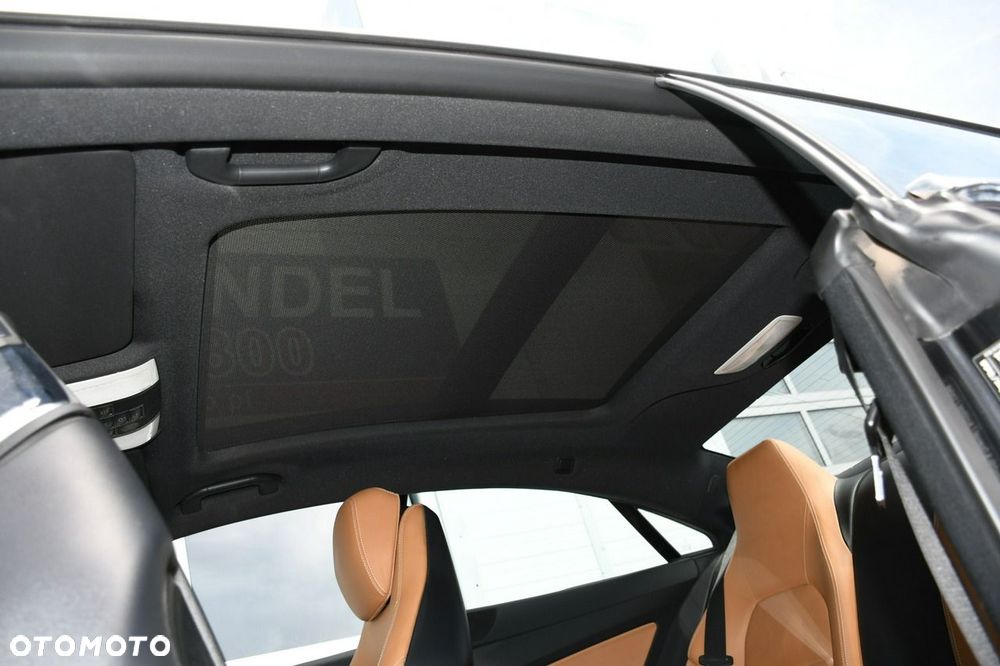 Mercedes-Benz Klasa E - 33