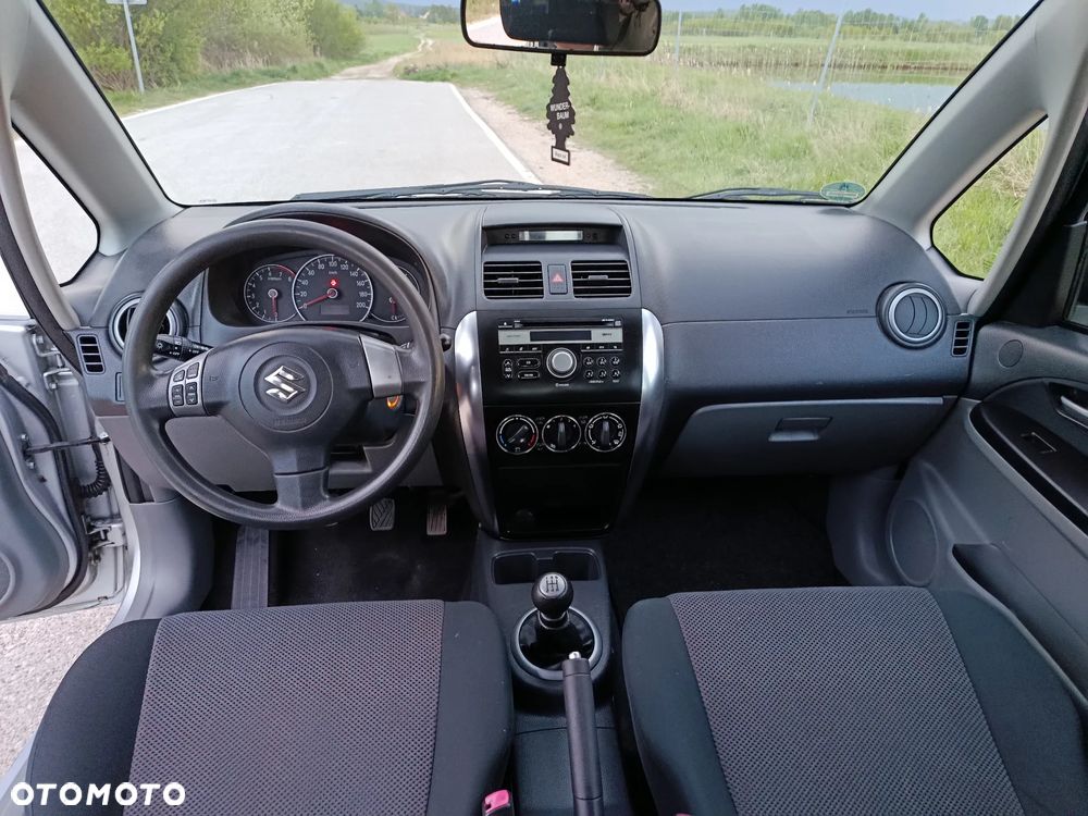 Suzuki SX4 1.6 VVT 4x2 Comfort - 25