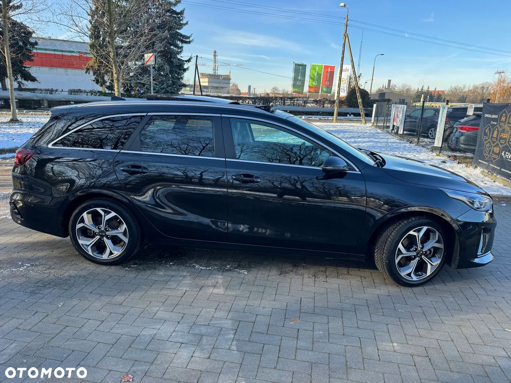 Kia Ceed 1.6 GDI PHEV Business Line DCT - 9