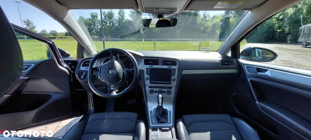 Volkswagen Golf Variant - 12