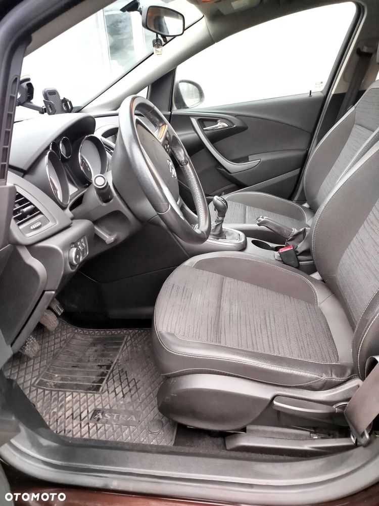 Opel Astra - 10