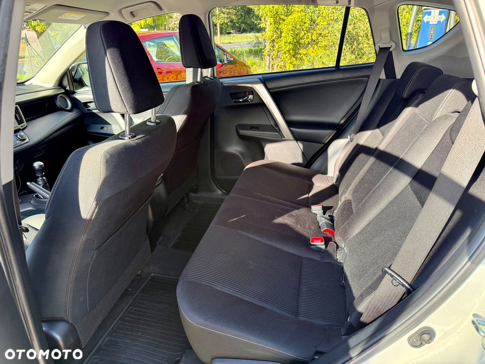 Toyota RAV4 2.0 Premium 4x4 - 9