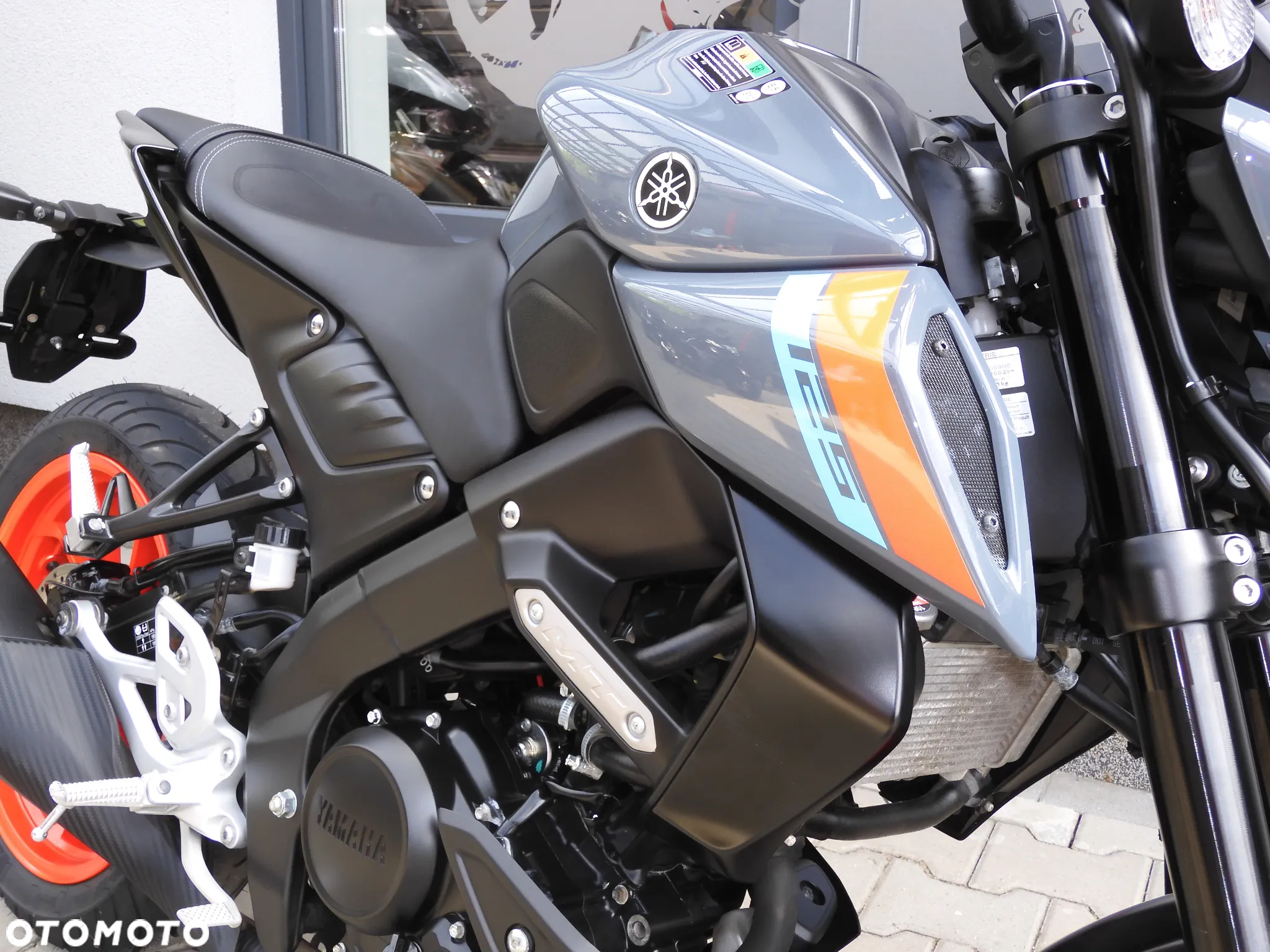 Yamaha MT - 17