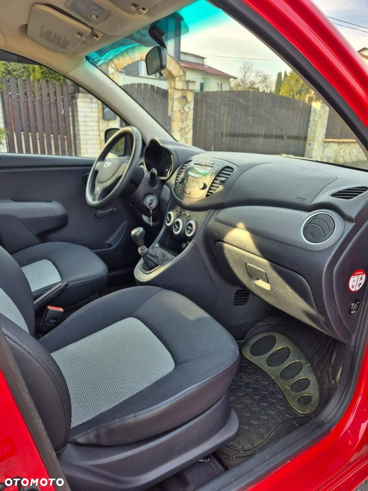 Hyundai i10 - 11