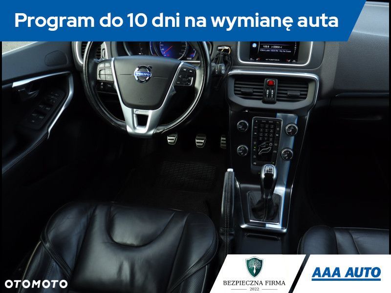 Volvo V40 - 8