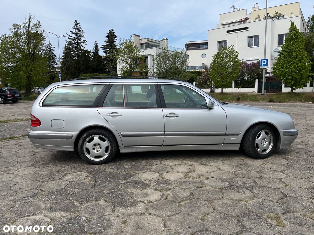 Mercedes-Benz Klasa E - 25