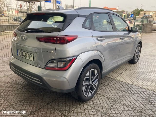 Hyundai Kauai Advantage - 2