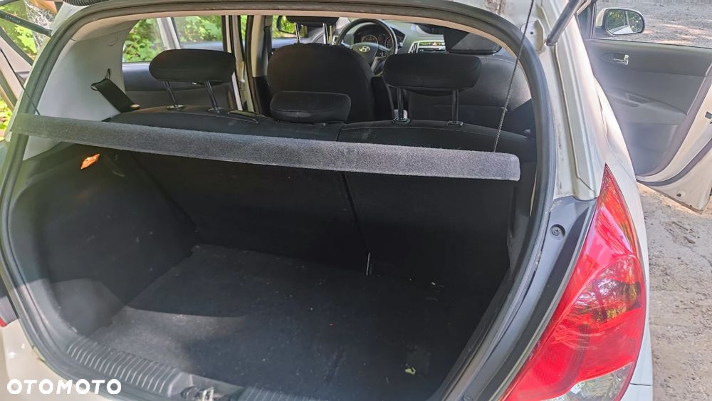 Hyundai i20 1.1 CRDi Comfort - 7