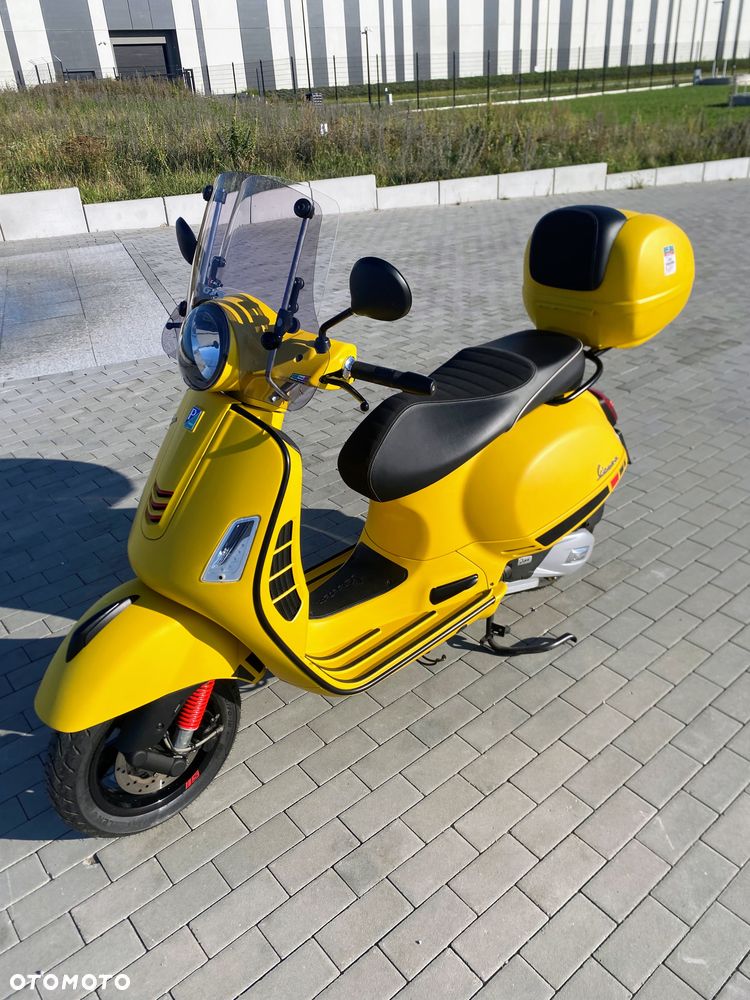 Vespa GTS - 2
