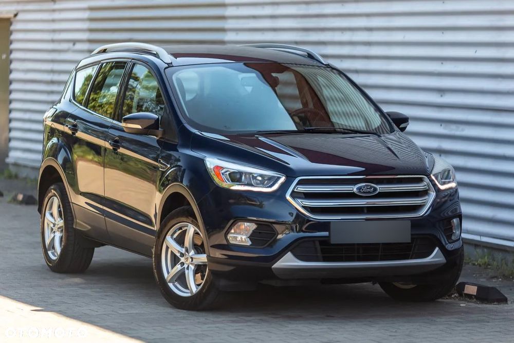 Ford Kuga 2.0 TDCi 4x4 Titanium - 4