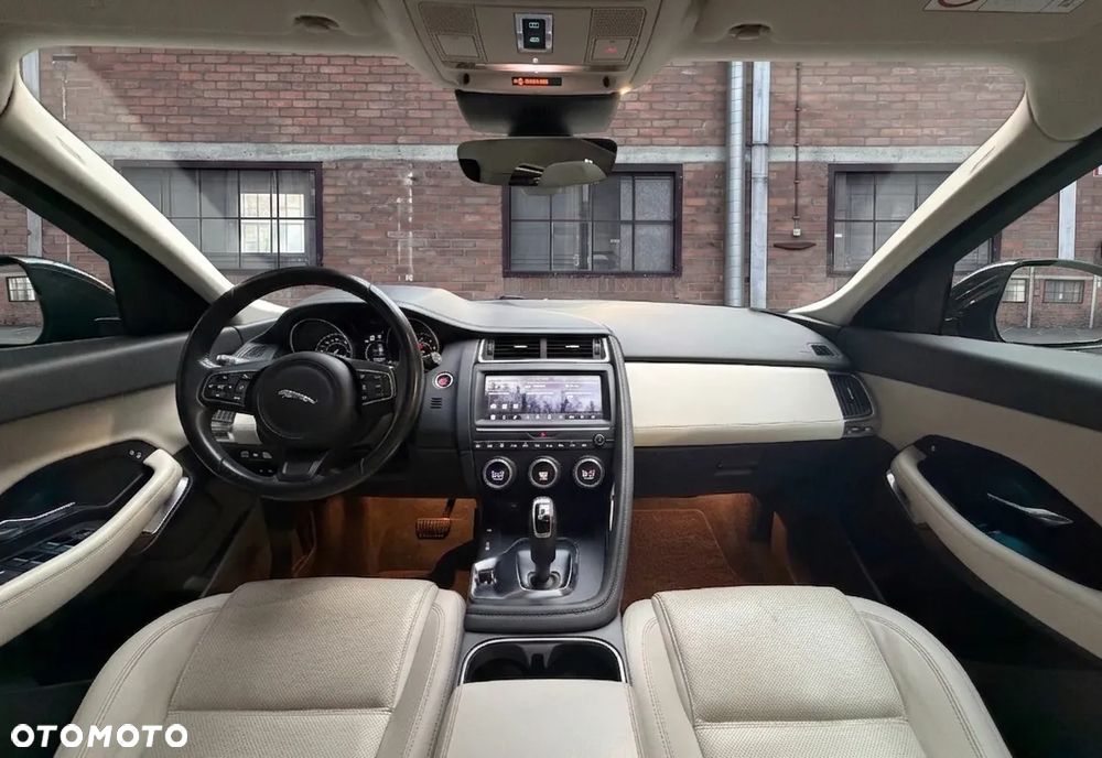 Jaguar E-Pace 2.0 i4P AWD S - 6