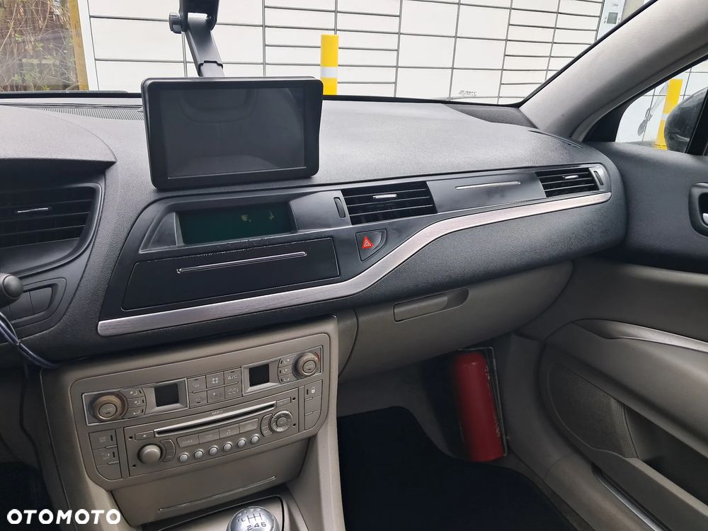 Citroën C5 2.0 HDi Confort - 8