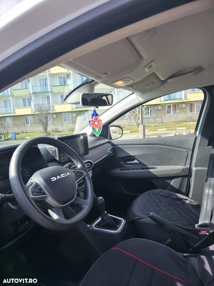 Dacia Sandero TCe 90 MT5 Expression - 13
