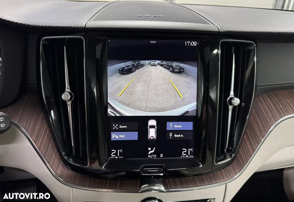 Volvo XC 60 - 34