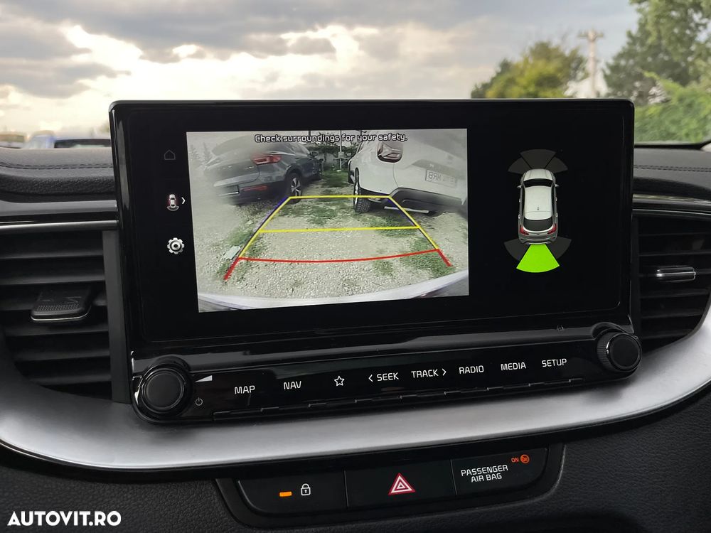 Kia XCeed 1.6 GDI 6DCT PHEV Vision - 19