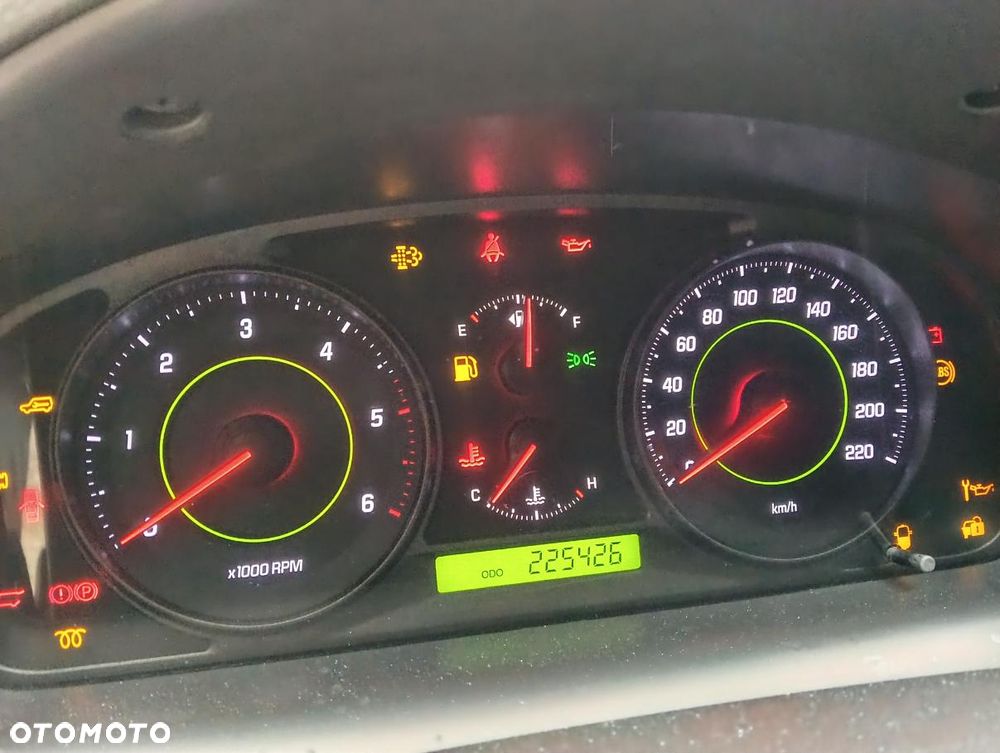 Chevrolet Captiva 2.0 d Base - 12