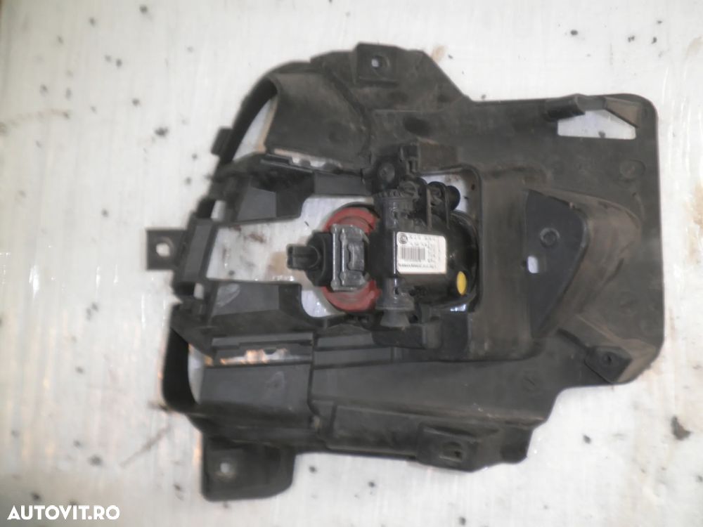 Proiector stanga + suport Renault Zoe 2020 261550862R - 2