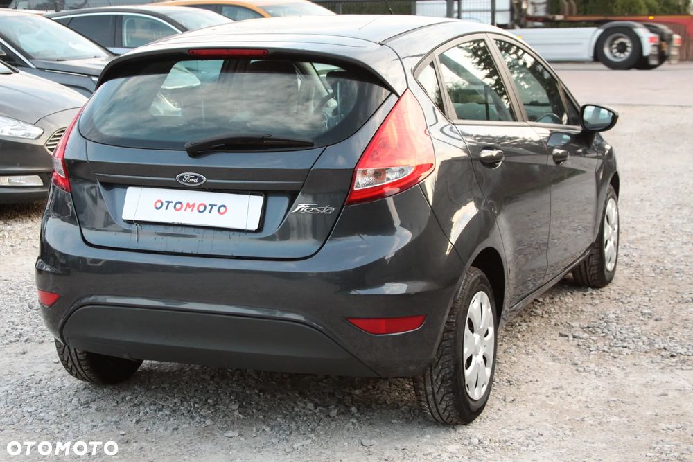 Ford Fiesta 1.25 Trend - 10