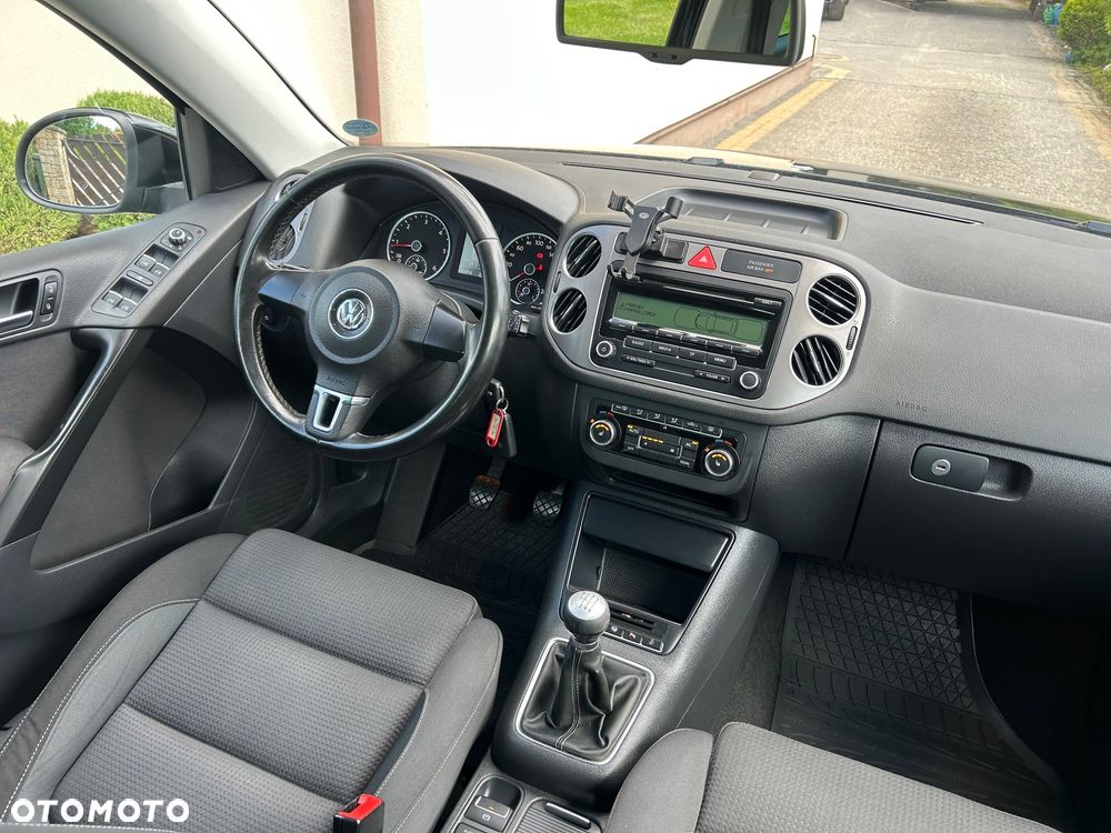 Volkswagen Tiguan 2.0 TDI DPF BlueMotion Technology Exclusive - 26