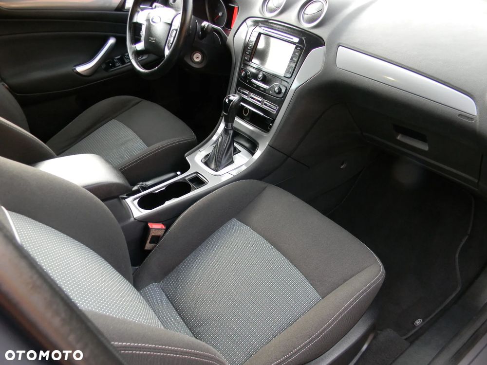 Ford Mondeo 2.0 TDCi ECOnetic Trend - 15