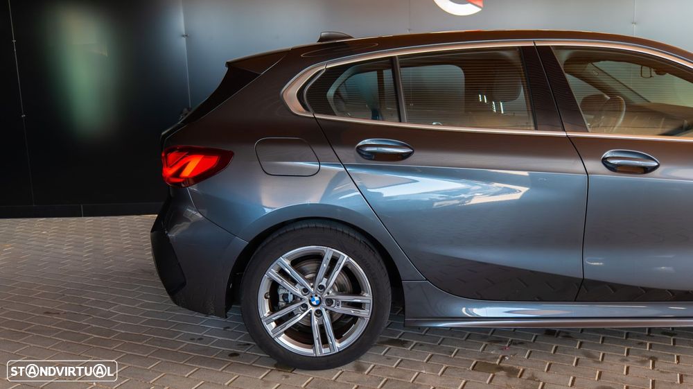 BMW 116 d Pack Desportivo M - 4